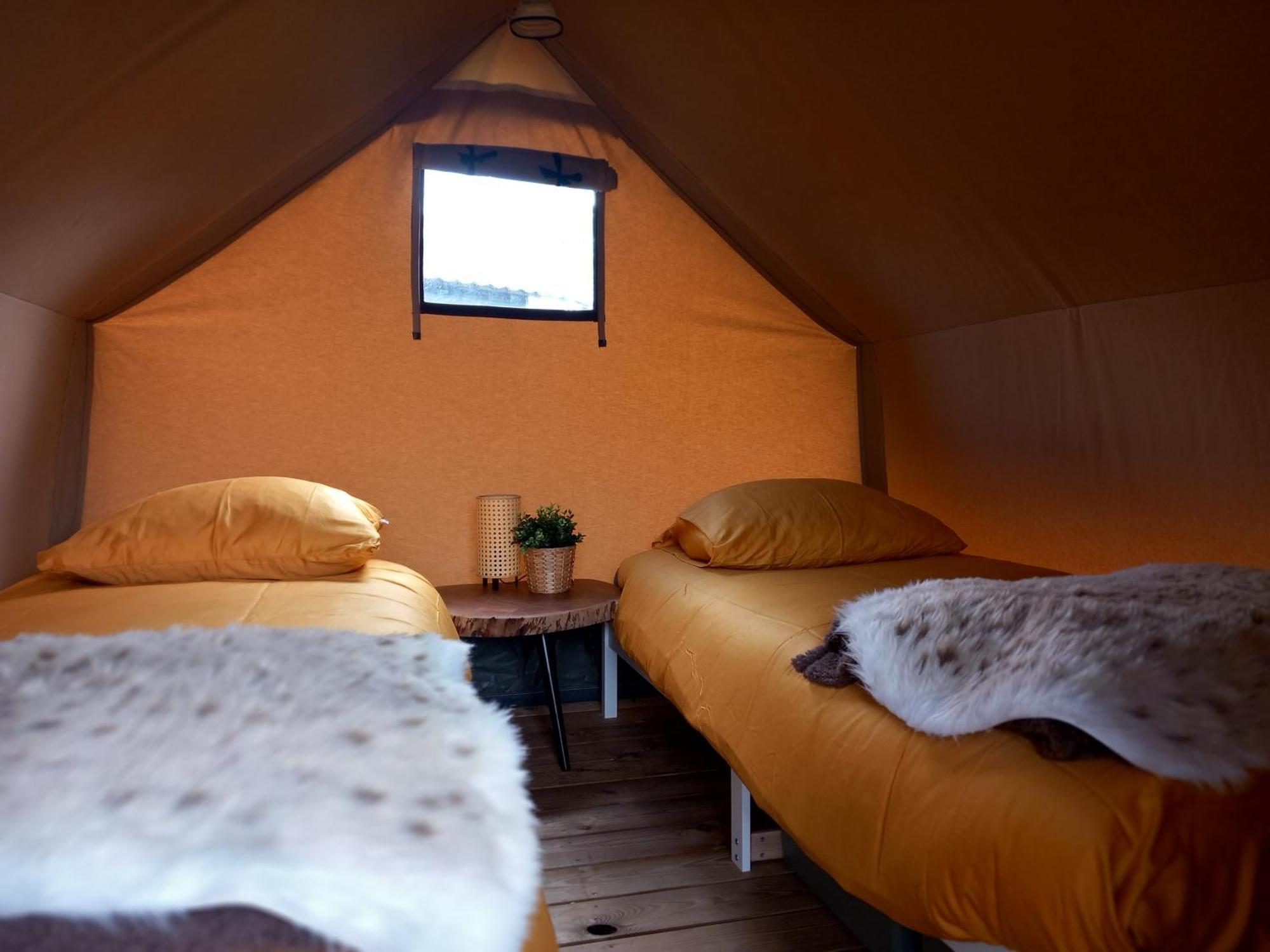 Safari Lodge 'Linge-Zicht' Tiel Εξωτερικό φωτογραφία